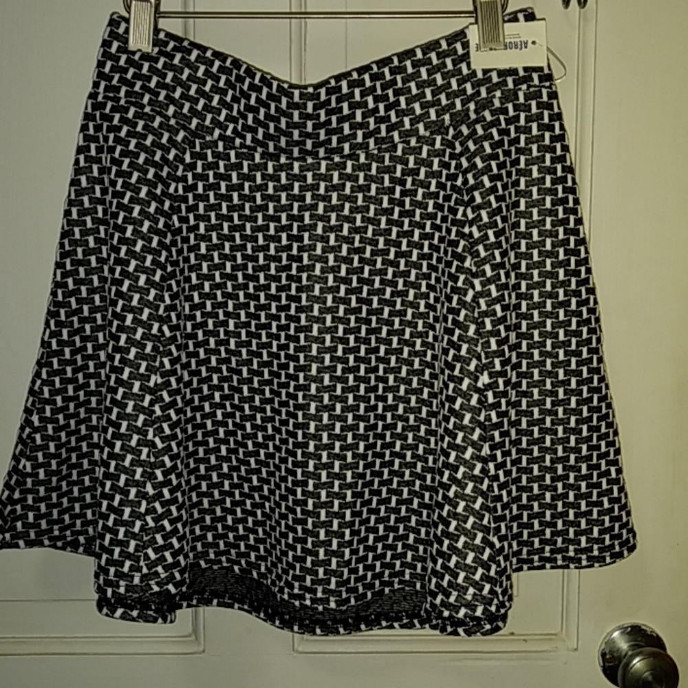 Aeropostale skater skirt size M NWT